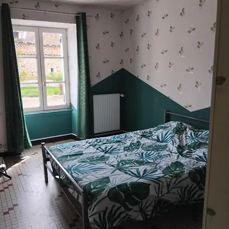 Bienvenue Au Papillon Holiday home Sainte-Verge