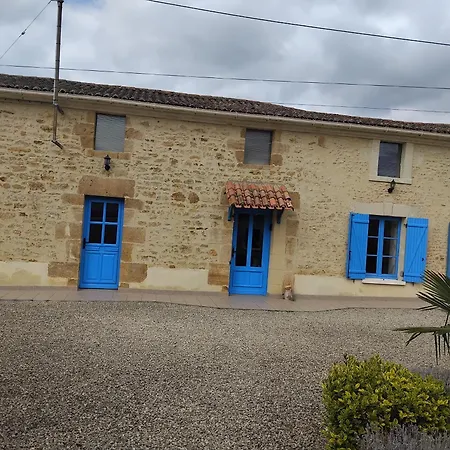 Bienvenue Au Papillon Holiday home *